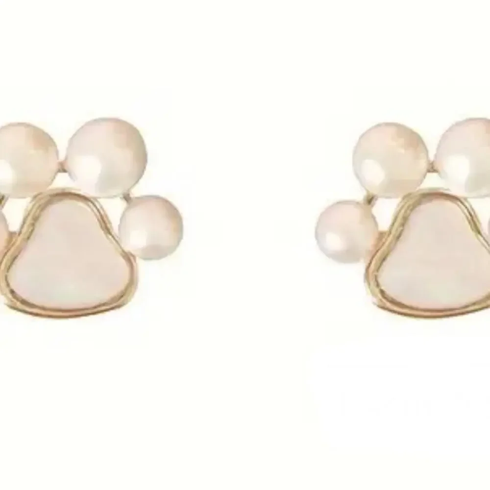 Pearl Stud Enamel Earrings Paw Kentucky Wildcats